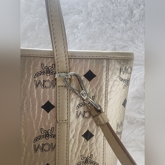 MCM Monogram - Picture 7 of 11